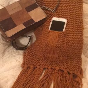 Sale SOFT KNIT SCARF with POCKETS & FRINGE